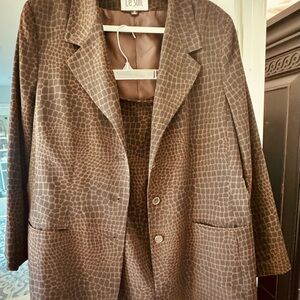 Le Suit Brown Women's Jacket & Skirt